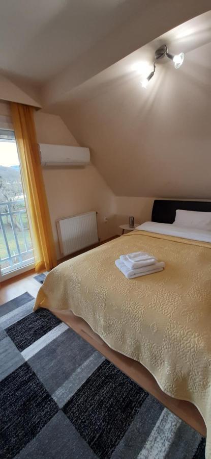 Napko Apartman Sopron Bagian luar foto