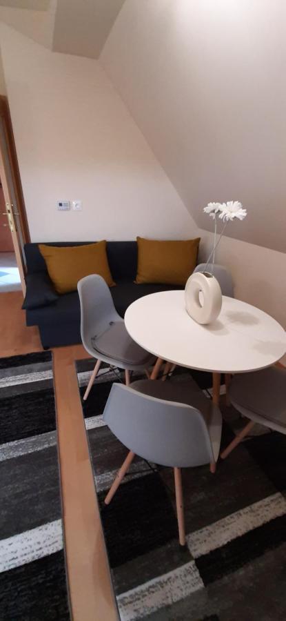 Napko Apartman Sopron Bagian luar foto